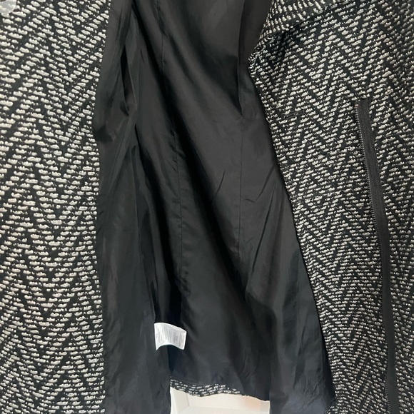 BCBGeneration tweed coat sz m - Picture 5 of 7